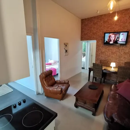 Captivating 4-bed In Saunafacility شقة *